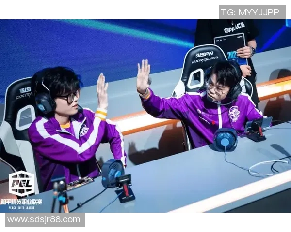 和平精英与S15LOL的深度解析WE战队运营策略与发展路径 和平精英与S15LOL的深度解析WE战队运营策略与发展路径